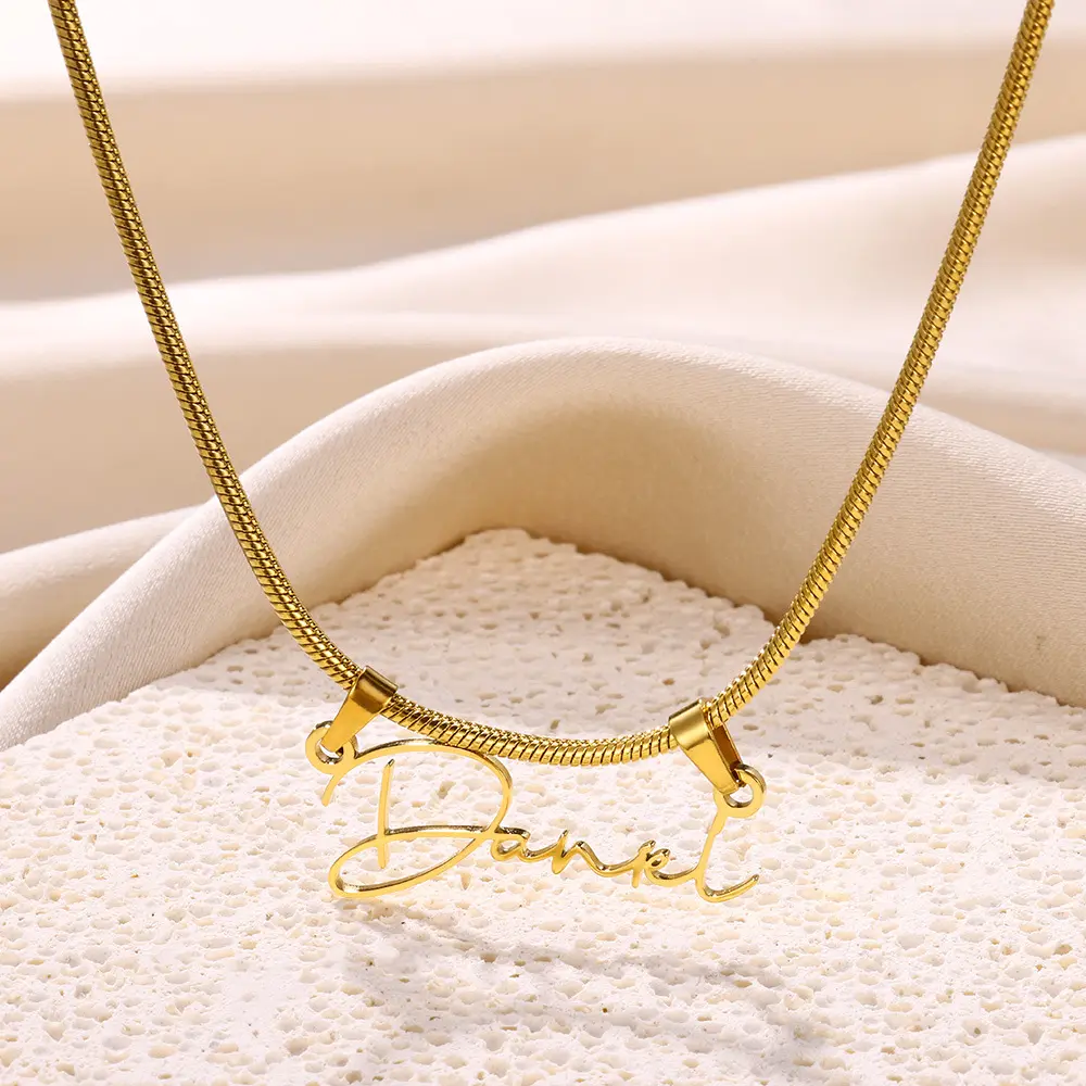 Personalised Gold Name Necklace with Box Chain Custom Name Necklace Handmade Jewelry Personalised Birthday Gift for Her Mom