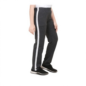 Pantalones deportivos de chándal para niñas al por mayor, tallas grandes, lisos o estampados, estilo casual, rectos, de punto lavado y transpirables. - Product Image 3