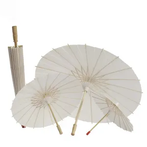 ZY144 -2 Regalos artesanales Paraguas de papel Personalización DIY Dibujo hecho a mano Paraguas de papel con mango de madera en blanco