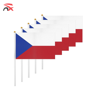 Ensemble de fanion de la <span class=keywords><strong>République</strong></span> <span class=keywords><strong>tchèque</strong></span> en gros, bracelet, drapeau de jardin, tasse en céramique, drapeaux nationaux pour célébrer la Journée nationale - Product Image 5