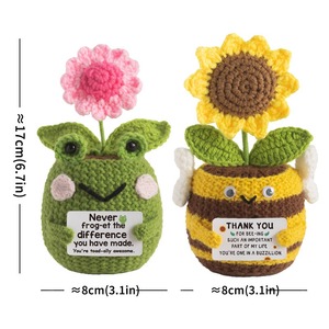 Muñecas de ganchillo personalizadas, hilo hecho a mano, flores artificiales, adornos en maceta, abejas tejidas, ranas, macetas creativas - Product Image 3