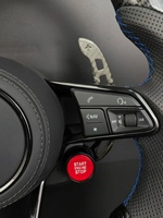 Volant de voiture personnalisé en cuir perforé en fibre de carbone avec bande bleue et palettes de changement de vitesse pour Audi A3/A6/A8/A5/Q3/RS/RS3/RS4/RS5 Series