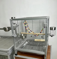 Cage à oiseaux anti-corrosion de qualité supérieure avec cadre en profilé d'aluminium 6063 T5 et panneaux en acrylique robustes pour l'élevage domestique des oiseaux
