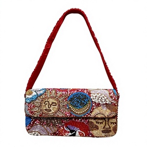 Bolso de hombro con solapa y cuentas étnicas para mujer, bolso con estampado de sol rojo - Product Image 1