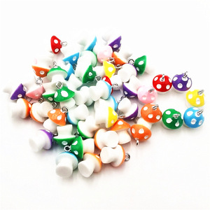 Abalorios de Resina con Forma de Hongo Coloridos, Diseño de Dibujos Animados y Geométricos, Colores Variados, para Fabricación de Joyas, Regalo, Manualidades DIY, Colgantes, Llaveros y Collares - Product Image 1