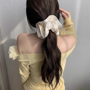 Chouchou à cheveux <span class=keywords><strong>de</strong></span> <span class=keywords><strong>haute</strong></span> qualité style français à bords froissés, motif floral, surdimensionné, accessoire pour <span class=keywords><strong>queue</strong></span> <span class=keywords><strong>de</strong></span> <span class=keywords><strong>cheval</strong></span> pour femme - Product Image 4