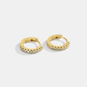 Boucles d'oreilles créoles géométriques plaquées or 14 carats, zircon, tendance, unisexe, cadeau, option logo personnalisé, en laiton, livraison 3-7 jours - Product Image 3