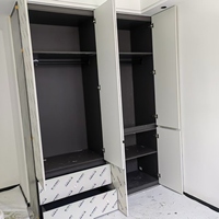 Armoire 4 portes en contreplaqué de qualité E0 avec double tiroir, design modulaire sans poignées, facile à assembler, idéale pour la chambre à coucher
