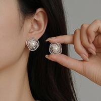 Anting Bunga Berongga yang Berlebihan, Perhiasan Wanita yang Modis dan Menawan, Hadiah untuk Pesta Ulang Tahun