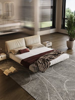Lit double en pin massif et cuir, design suspendu minimaliste de style italien moderne, style Wabi-Sabi, sommier de luxe fabriqué