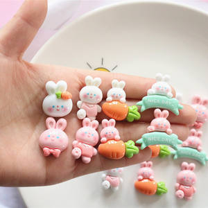 Dessin animé visage lumineux radis <span class=keywords><strong>lapin</strong></span> mignon bricolage <span class=keywords><strong>maison</strong></span> coque de téléphone couvre-chef accessoires Est 4 perles breloques en résine plastique - Product Image 5