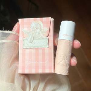 Lápiz Labial Líquido Mate Aterciopelado Orgánico y Cruelty-Free, 6 Colores, para Chicas, Muy Popular - Product Image 4