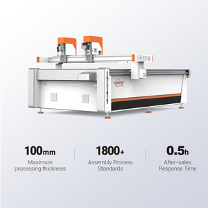 Máquina de Corte Digital CNC de Alta Precisión Realtop para Materiales Publicitarios, Goma, Cartón KT, PVC, Acrílico con Motor y Bomba - Product Image 3