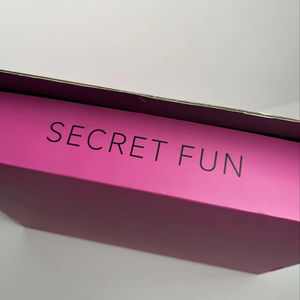 Boîtes <span class=keywords><strong>d</strong></span>'emballage personnalisées pour vêtements, logo personnalisé pour les boîtes <span class=keywords><strong>d</strong></span>'expédition de vêtements et les boîtes en carton ondulé pour l'emballage de vêtements - Product Image 4