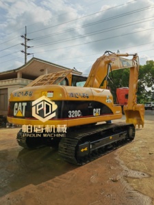 Excavadora CAT 320C Usada en Venta, 20 Toneladas, Maquinaria para Movimiento de Tierras, Construcción de Canteras y Obras Municipales, Buen Estado, Lista para Enviar, en Stock - Product Image 3