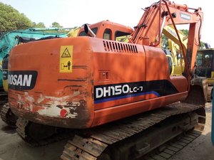 รถขุดมือสอง DOOSAN DH150LC-7 รุ่นปี 2015 สภาพดี ของแท้ น้ำหนักบรรทุก 15 ตัน กำลัง 71 กิโลวัตต์ ชั่วโมงการทำงานต่ำ ปั๊มเดิม - Product Image 5