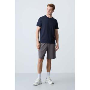 Short basique pour homme en coton gris foncé, épais, doux et texturé, coupe standard - 81278 - Gris foncé - Product Image 1