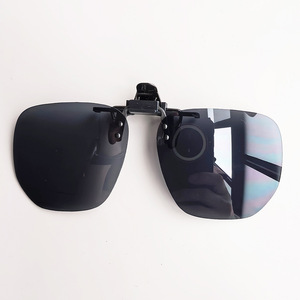 Clip-on Sunglasses UV400 PC Lenses <b>Black</b> <b>Frame</b> For Driving Fishing Unisex Lightweight Non-Polarized - Product Image 3