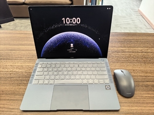 HUAWEI MateBook Pro 14.2 นิ้ว จอ OLED ป้องกันแสงสะท้อน Kirin X90 HarmonyOS 5 แรม 24GB+512GB แล็ปท็อปธุรกิจน้ำหนักเบาพิเศษ - Product Image 2