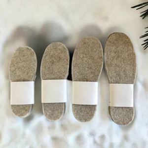 Pantofole da Casa in Lana Naturale Organica Fatte a Mano, Calde, Morbide, Unisex, Antiscivolo - Product Image 4