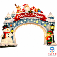 Arche lumineuse géante artisanale en soie représentant le village de Père Noël pour la décoration extérieure des places publiques lors des festivals de Noël