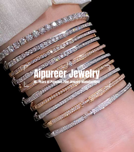Nuovo Bracciale Aperto in Acciaio al Titanio <span class=keywords><strong>2026</strong></span> con Personalità, Placcato Oro Vero 18k, a Forma di Moneta, Regalo di San Valentino, Gioielli - Product Image 6