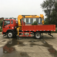 Grue montée sur camion de 4 tonnes, hauteur de levage maximale de 9 m, boîte de vitesses hydraulique à rotation de 360 degrés, moteur Yuchai, rayon de braquage court, pompe