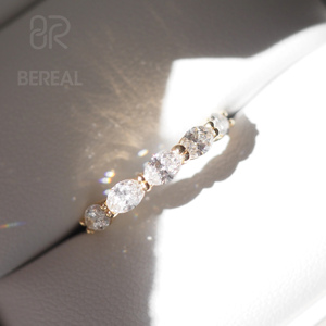 IGI Certified Vvs Oval Cut Lab Made Diamond Wedding <b>Ring</b> Hot Selling <b>925</b> <b>Silver</b> Lab Created Diamond Band <b>Ring</b> Women Fine Jewelry - Product Image 1