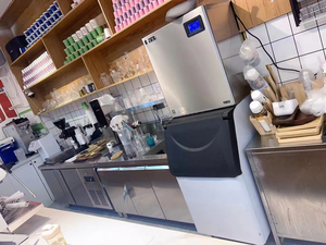 Commercial <b>Ice</b> Cube Maker <b>Machine</b> 200Kg 250Kg 300Kg 500Kg 1000Kg Stainless Steel Automatic Cleaning <b>Machines</b> SD-1200F Large Cube - Product Image 4