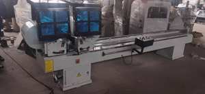 Scie à deux têtes pour la fabrication de fenêtres et de portes en PVC - Product Image 5