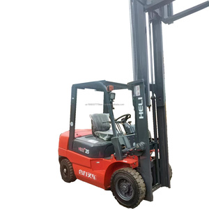 Excellent rapport qualité-prix, mini chariot élévateur Heli d'occasion, 2,5 tonnes, 4x4, moteur diesel, modèle 2023, garantie 1 an - Product Image 1