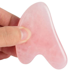A forma <span class=keywords><strong>di</strong></span> cuore Gua Sha strumento <span class=keywords><strong>pietra</strong></span> naturale rosa rosa quarzo <span class=keywords><strong>giada</strong></span> Gua Sha <span class=keywords><strong>per</strong></span> raschietti <span class=keywords><strong>massaggio</strong></span> del <span class=keywords><strong>viso</strong></span> - Product Image 2