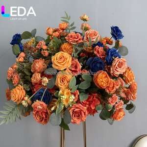 Centro de Mesa Floral Decorativo LEDA Personalizado para Bodas y Eventos, Bola de Flores Color Naranja Quemado - Product Image 2