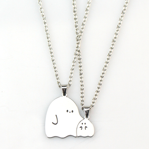 Dessin animé Couple fantôme étreinte pendentif collier avec lien chaîne bijoux de mode pour les femmes pour la saint-valentin exprimer l'amour - Product Image 1