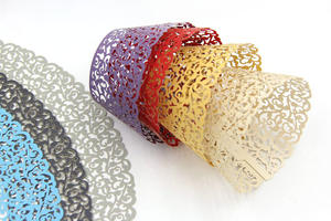 อุปกรณ์ตกแต่งหน้าเค้กวันเกิด,ที่ใส่คัพเค้กสีขาวที่ห่อแบบเลเซอร์สำหรับงานแต่งงานงานเลี้ยง - Product Image 3