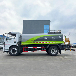 Camión Cisterna de Agua Dongfeng 5m3, Camión Cisterna con Aspersor, Producto 4x2 - Product Image 4