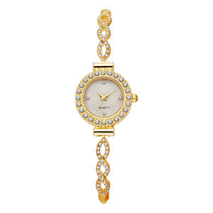Nouvelle Montre Femme Tendance Incrustée de Diamants, Bracelet Réglable à Quartz pour Étudiantes - Product Image 3