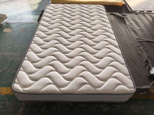 Matelas à ressorts ensachés Queen King 20cm de 8 pouces à prix bon marché pour hôtel Matelas orthopédique à ressorts de 8 pouces Matelas à ressorts orthopédiques Lit enroulé dans la boîte - Product Image 3