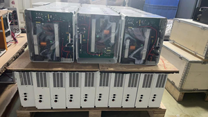 Hybride HFP 3kW, 5kW, 10kW, 12kW AC-DC avec entrée 48V monophasée pour systèmes résidentiels hors réseau - Product Image 5