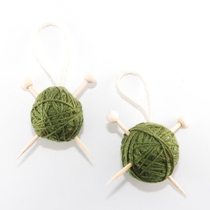 Adorno Navideño Tejido <span class=keywords><strong>de</strong></span> Ganchillo Vintage, Aguja <span class=keywords><strong>de</strong></span> Lana y Bola <span class=keywords><strong>de</strong></span> Hilo, Adorno Navideño para Tejer - Product Image 5