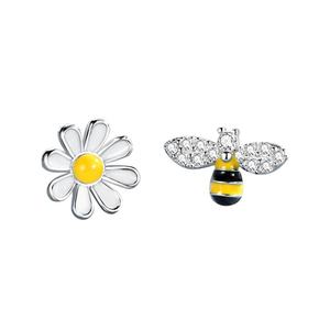 Sweet Flowers and Bees Fashion <b>Stud</b> Earrings Daisies and Bee <b>Stud</b> Earrings for Woman Girls - Product Image 5