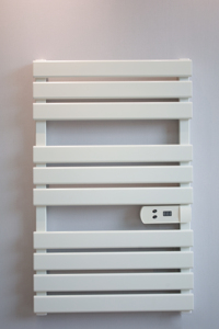 Calentador de Toallas Eléctrico Metálico de 500W con Ahorro de Energía y Toallero Calefactado de Pared - Product Image 6