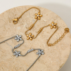 Nueva Pulsera de Moda con Cuentas Redondas de Flores Chapadas en Oro de 18K, Pulsera de Flores de Circonio y Acero Inoxidable para Niñas, Regalos - Product Image 3