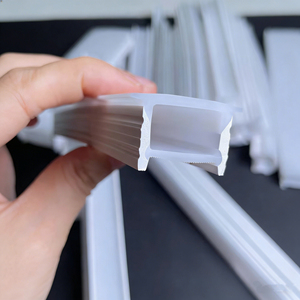 Cubierta de silicona <span class=keywords><strong>para</strong></span> tubo de neón de perfil de <span class=keywords><strong>aluminio</strong></span> de 10x10, 12x12, 14x14, 16x16, 20x20, 20x25, 30x20, 40x20, 50x20 <span class=keywords><strong>para</strong></span> tira de LED, resistente al agua - Product Image 1