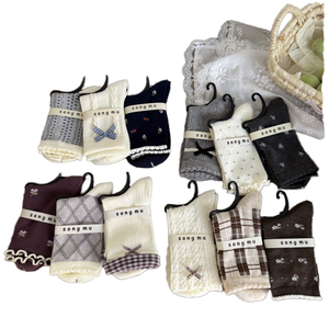 Songmu <span class=keywords><strong>Chaussettes</strong></span> à nœud mi-mollet pour <span class=keywords><strong>femme</strong></span> Style coréen original Slouchy Cotton Crew Length Caractéristiques antibactériennes pour l'automne hiver - Product Image 1