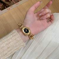 NAIDU 719 Montre Vintage Tendance pour Femme, Bracelet Bijou Mignon pour Étudiante, Montres Cool pour Femme au Design Original