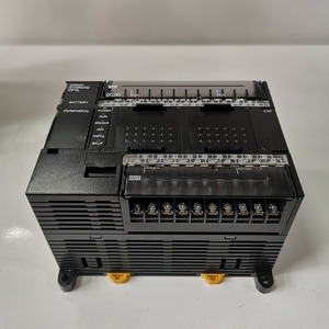   Controlador Programable Cp1l M30dt1 D, 32 Puntos de E/S, Interfaz RSM485 para Automatización Industrial - Product Image 1