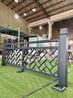 Clôture de ferme sportive extérieure 2M Rambarde d'escalier en alliage d'aluminium Bois traité thermiquement Fer galvanisé Acier Jardins Sports Modélisation 3D