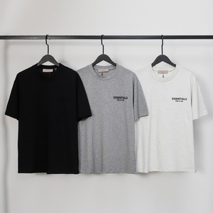 Set <span class=keywords><strong>T</strong></span>-<span class=keywords><strong>shirt</strong></span> e Pantaloncini di Alta Qualità 1:1 in Cotone Unisex con Logo Personalizzato, Stile Casual e Urbano - Product Image 5