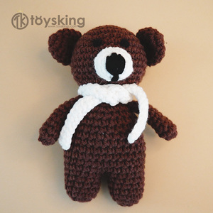 Oso de Peluche Hecho a Mano de Ganchillo con Patas Cortas Marrones - Lindo Oso de Peluche de Dibujos Animados con Patas Cortas, Estilo Kawaii Chibi, Juguete de Peluche Clásico - Product Image 3